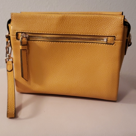 Vince Camuto Handbags - Vince Camuto Canary Yellow Leather Wrist Bag